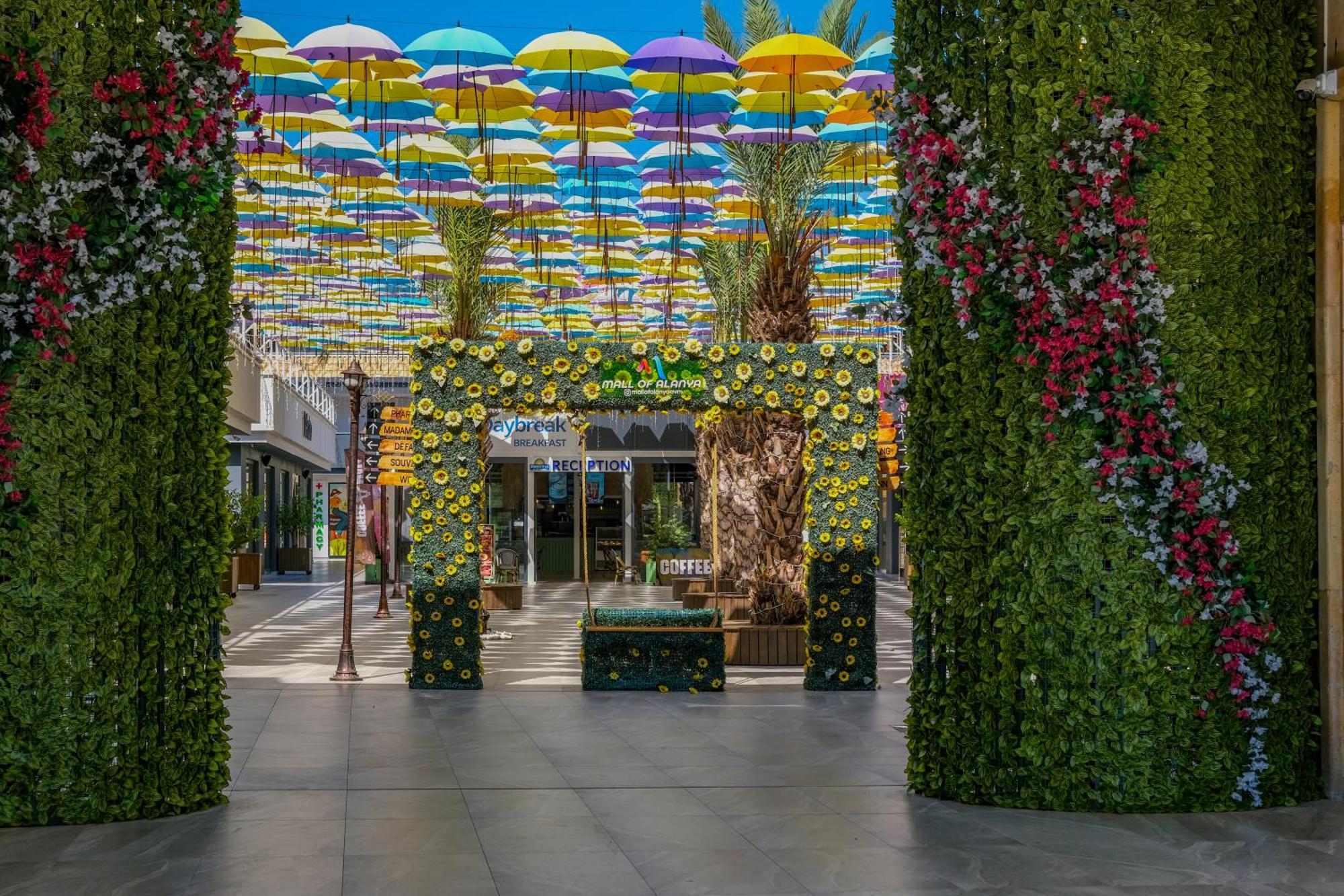 Days Inn By Wyndham Alanya Exterior foto