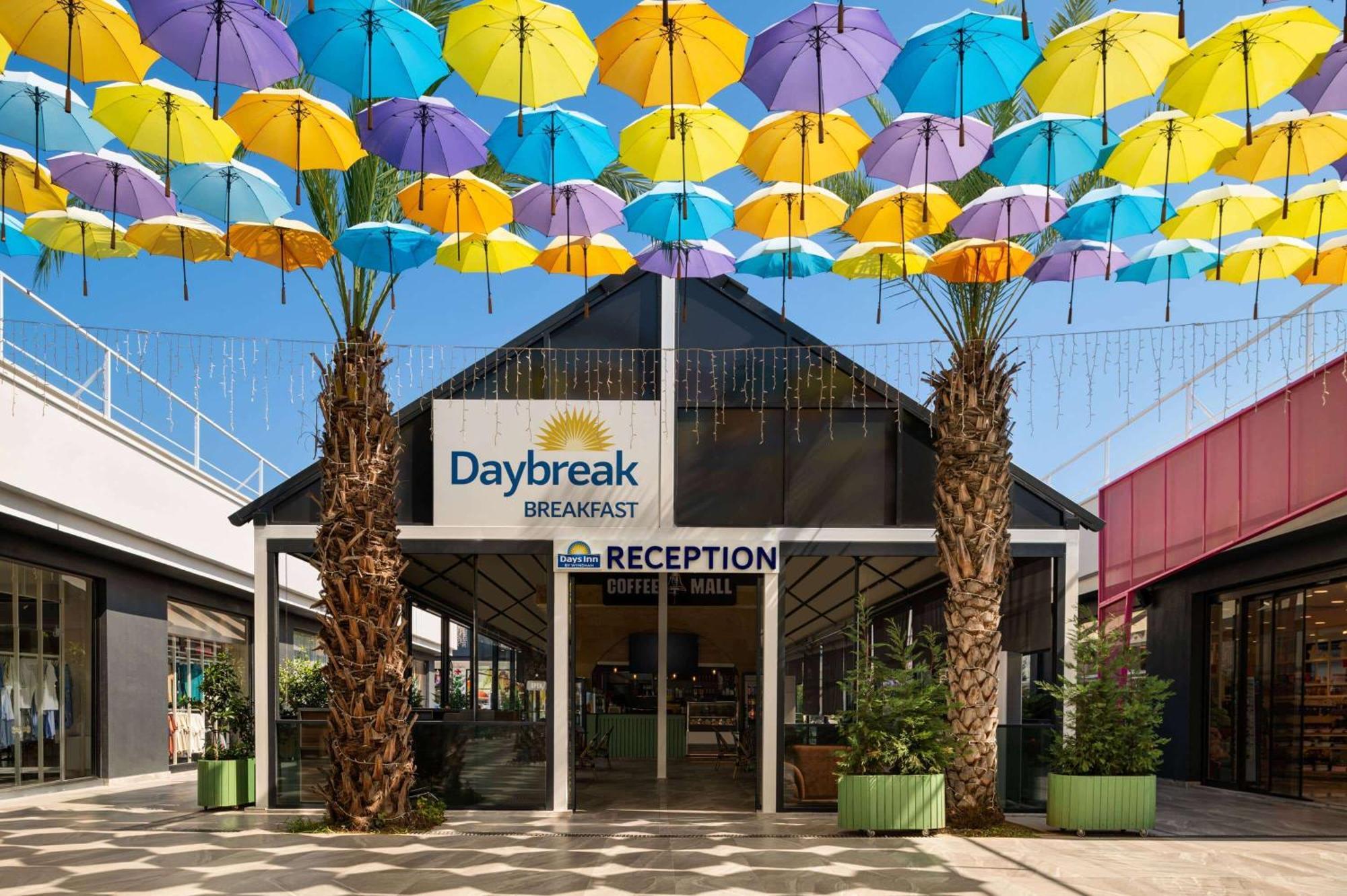 Days Inn By Wyndham Alanya Exterior foto